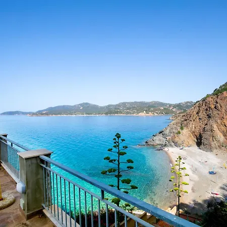 Cozy Flat With Pool And Access *