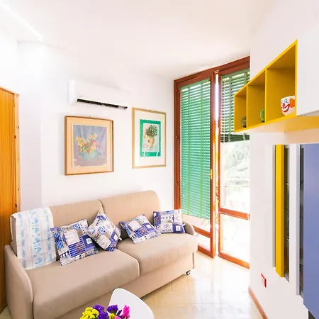 Daire Cozy Flat With Pool And Access *