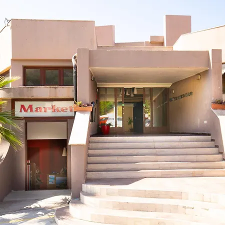 Cozy Flat With Pool And Access *