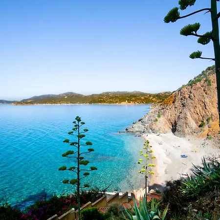 Cozy Flat With Pool And Access *