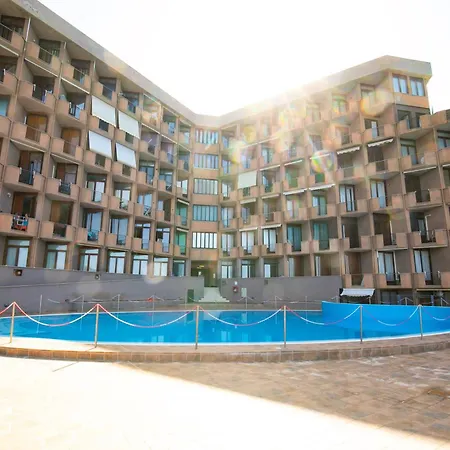 Cozy Flat With Pool And Access Daire *
