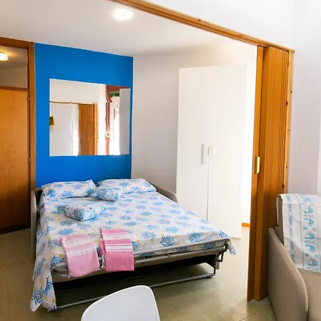 Cozy Flat With Pool And Access Daire Teulada